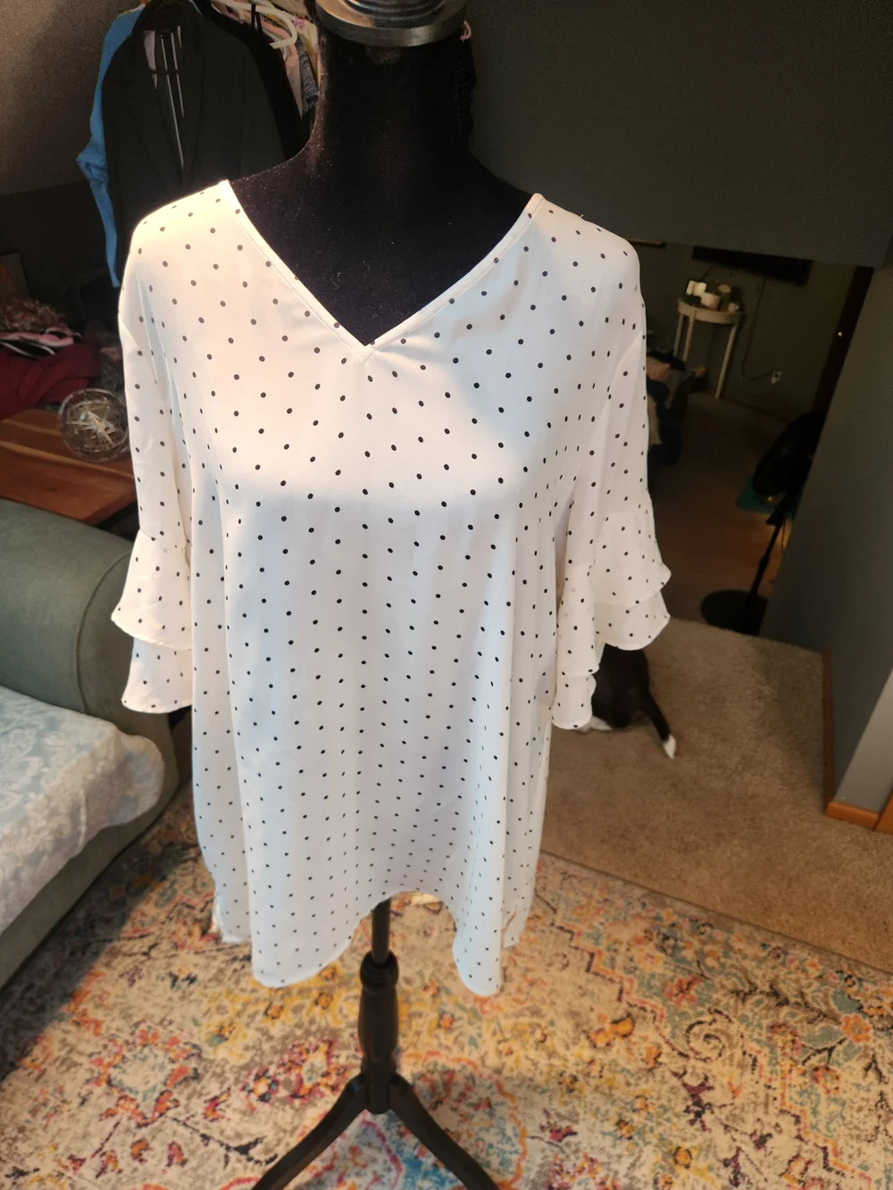 Loft White Polka Dot V-Neck Ruffle Sleeve Top Medium - Picture 1 of 9